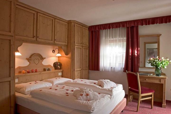 Hotel Marmolada كورفارا إنْ بادِيا المظهر الخارجي الصورة